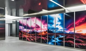 Personalização de Superfícies Não-Convencionais: Transformando a Impressão Fotográfica em Arte